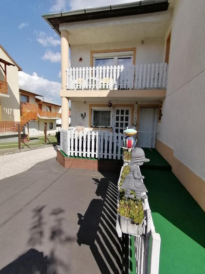 Ildiko Vendeghaz Heviz Apartment Exterior photo